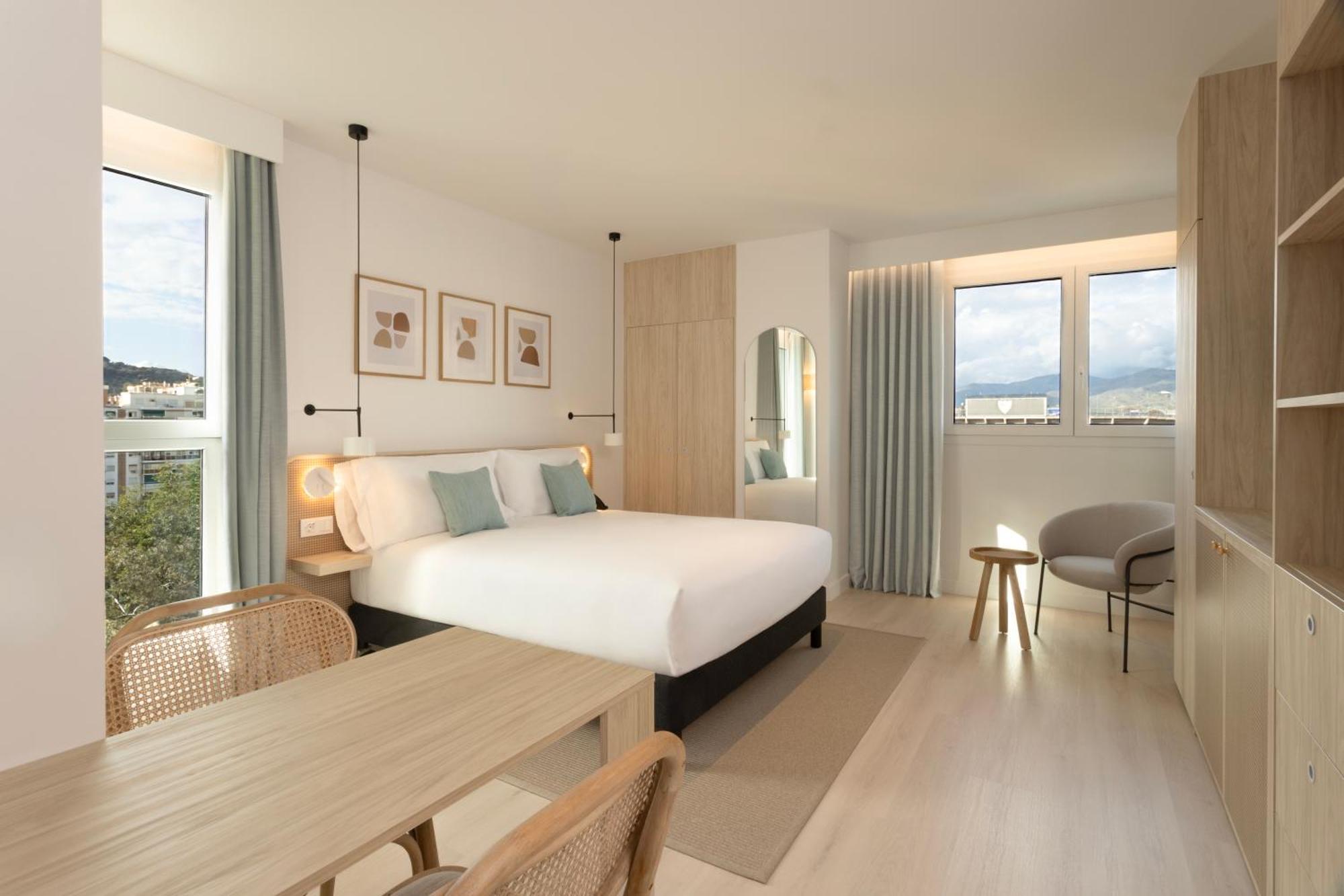 Staybridge Suites & Apartments Malaga By Ihg Exterior foto